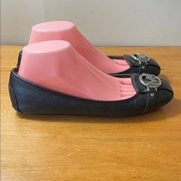 Michael Kors Black Leather MK Logo Ballet Flats. Size 10 - Picture 4 of 14